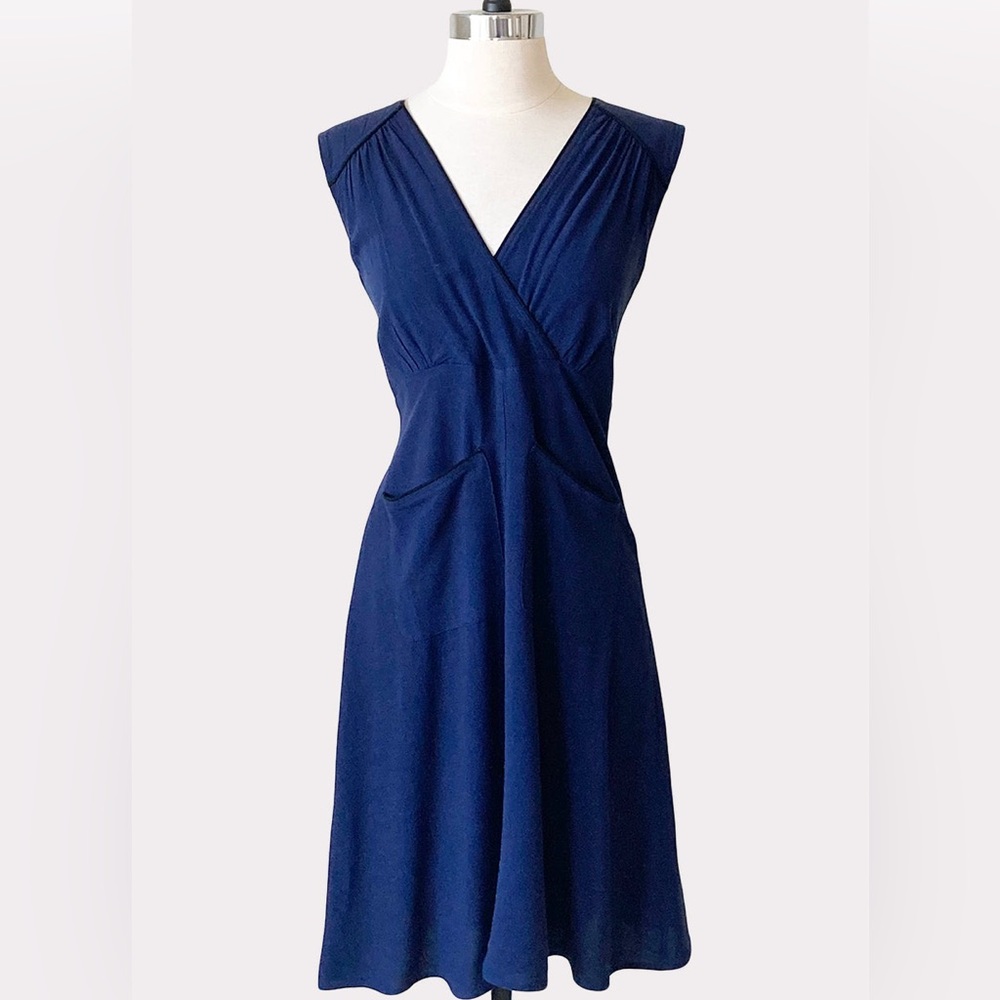 Navy Blue Vintage Style Cap Sleeve Gathered Airy Rayon V-neck Dress Pockets